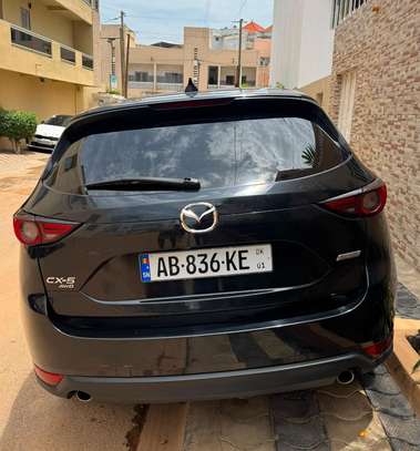 Location Mazda CX-5 2019 full option image 9