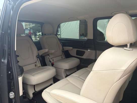 Location Mercedes viano  2025 image 5