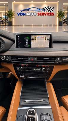 BMW X6 essence 2018 full options image 10