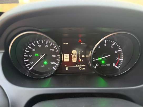 Range Rover Discovery image 10