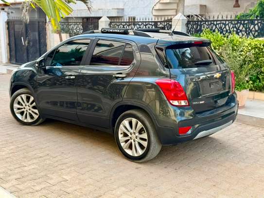 CHEVROLET TRAX LT 2017 image 9