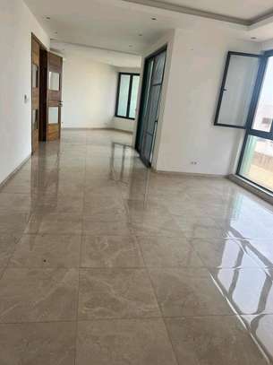 Appartement F4 de haut standing au virage image 12