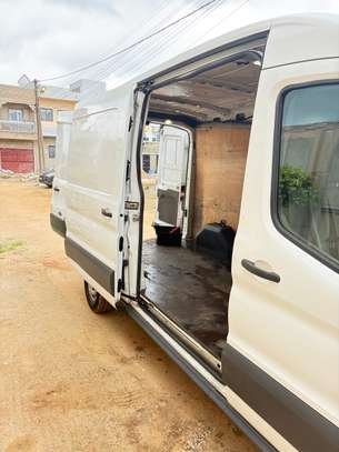 Ford Transit 250 Long image 7