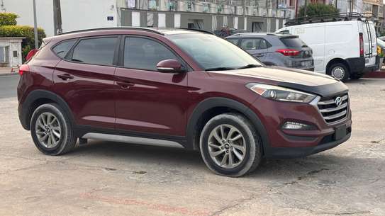 HYUNDAI TOUCSON VENAT image 2