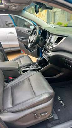 Hyundai tucson limited image 8