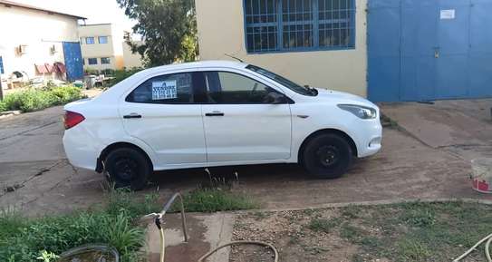 Ford 2018 manual-shift image 3