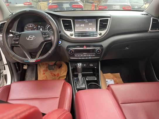 HYUNDAI TUCSON  ANNÉE 2017 image 4