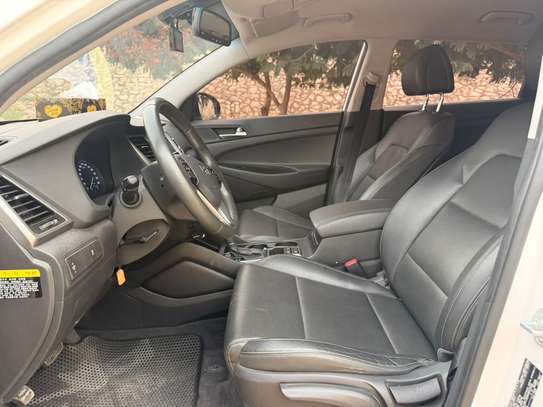 Hyundai Tucson image 13