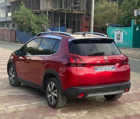 Peugeot 2008 manuel diesel 2017 venant image 7
