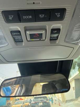 Rav4 hybrid 2024 image 8