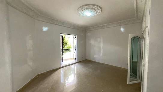 Appartement à louer aux Almadies derrière Carrefour Market image 3