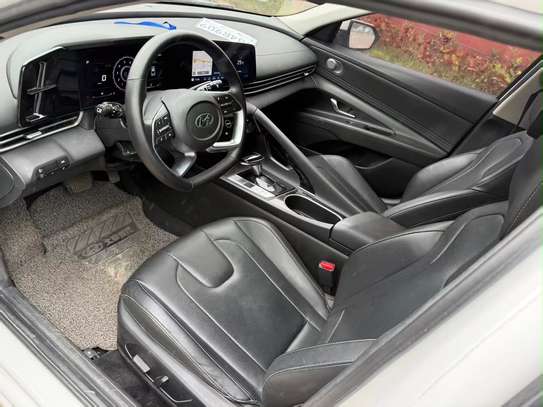 Hyundai Elantra 2020 image 4