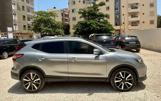 NISSAN QASHQAI 2017 FULL OPTION image 2