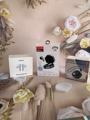AirPods Bluetooth Orginal image 2