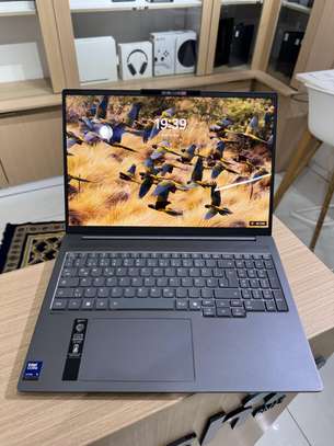 Lenovo IdeaPad Pro 5i -Intel Ultra 9 | 32GB RAM | 1 Téra image 3