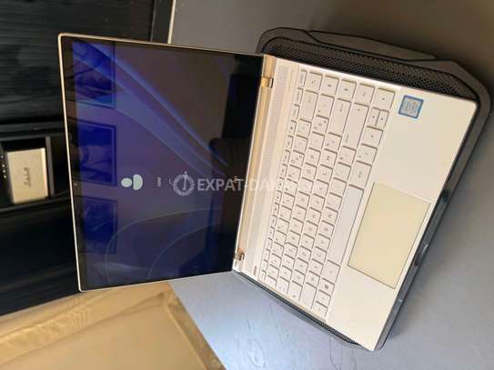 HP spectre i5 8th gen SSD nvme 512gb image 6