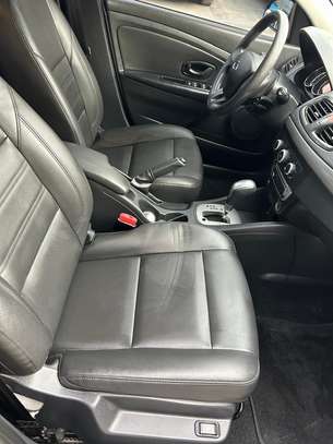 Renault Sm3 2019 essence full options image 6