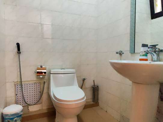 F2 Élégant Résidence Amani – Calme Absolu & Confort Moderne image 11