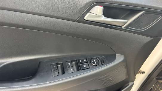HYUNDAI SANTAFÉ 2019 image 13