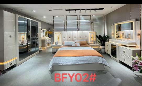 CHAMBRE À COUCHER VIP image 2