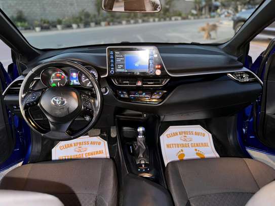 Toyota ch-r 2023 image 5