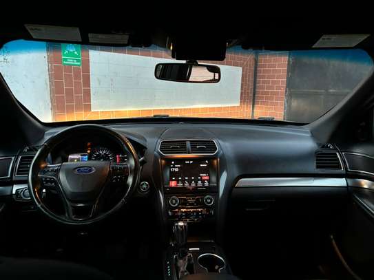 Ford Explorer 2018 image 4