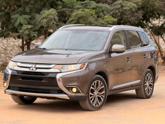 MITSUBISHI OUTLANDER 2017 7places image 2
