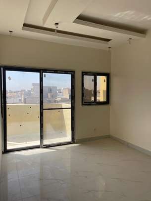 Appartement lumineux et moderne à louer aux Almadies 2 image 2