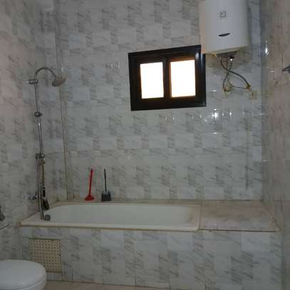 Trois chambres à louer par mois image 11