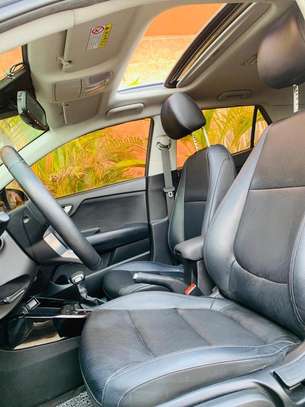 kia stonic gt 2018 image 13