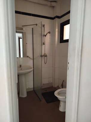 APPARTEMENT NGOR ALMADIES DERRIERE PHILIPPE MORRIS image 4