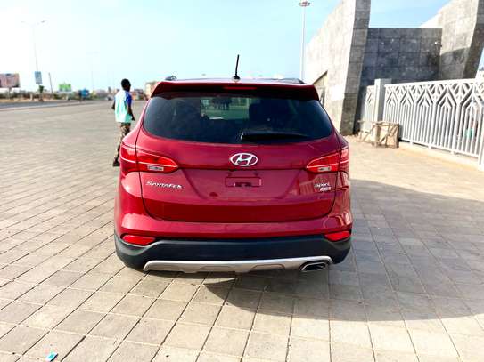 Hyundai Santa Fe 2015 image 9