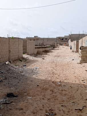 Des terrains avec fondation à vendre image 8