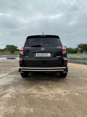 TOYOTA RAV4 DIESEL MANUEL 2012 image 4