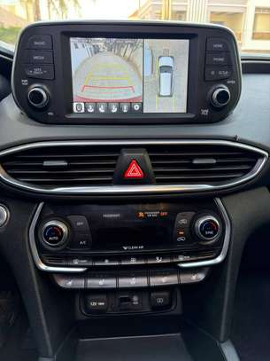 HYUNDAÏ SANTAFÉ  ANNÉE 2019 NB: POSSIBLE D'ÉCHANGER image 5