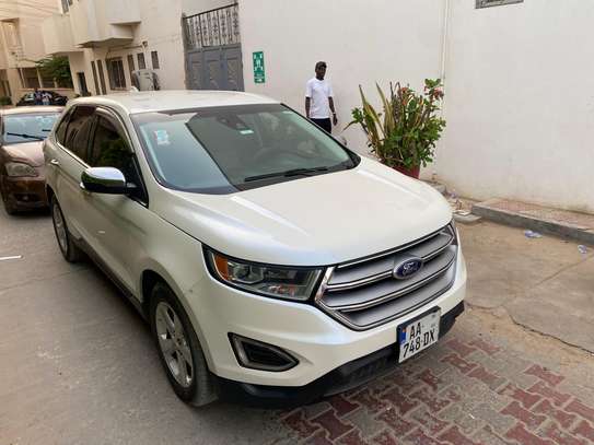 FORD EDGE EN TRÈS BON ÉTAT image 5