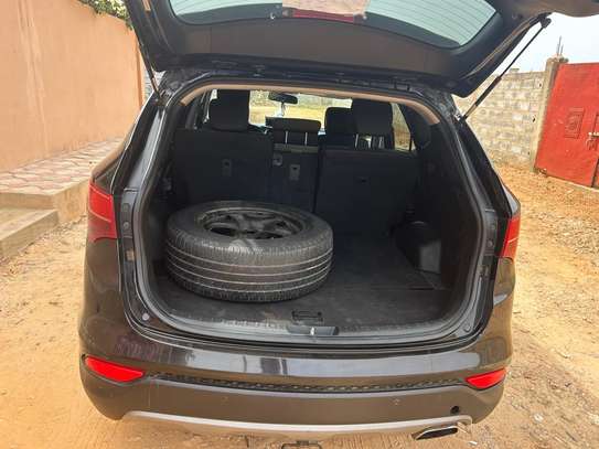 Hyundai Santafe 2016 AWD Sport image 4