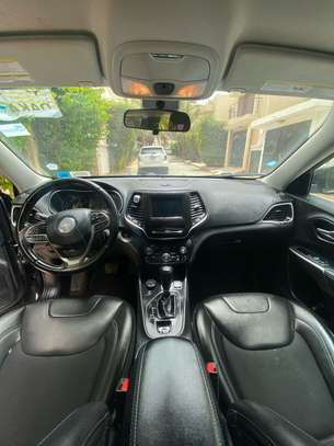 Jeep cherokee latitude image 6