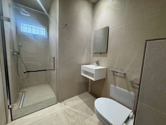 Appartement 4 chambres à louer aux Almadie image 11