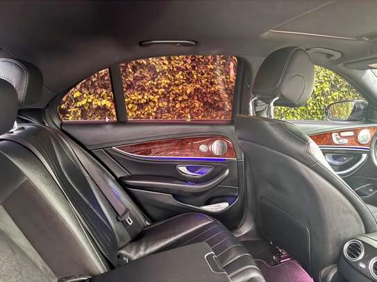 Mercedes E300 2018 image 5
