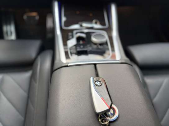 BMW X6 Année 2024 image 6