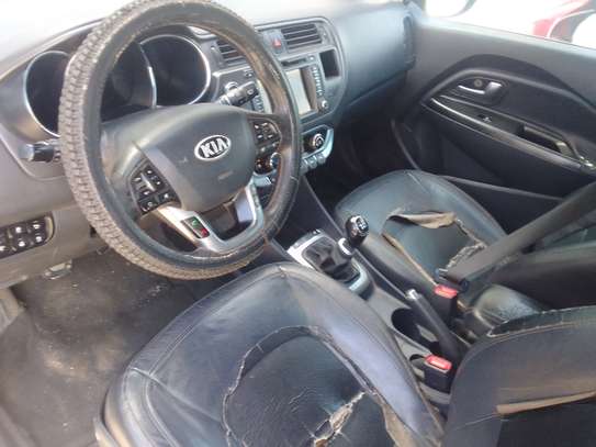 Kia Rio image 3