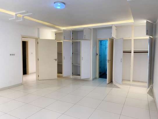 Appartement F4 à louer à Mermoz Pyrotechnie image 3