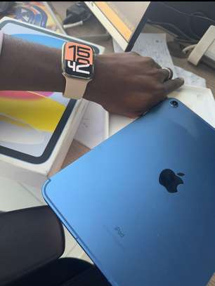 iPad 10 th generation image 2