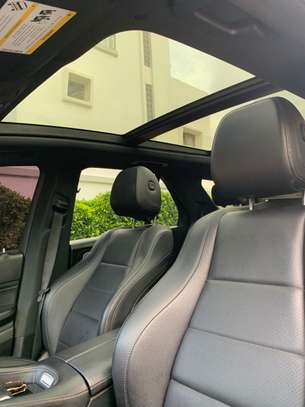 Mercedes-Benz GLE 350 image 4