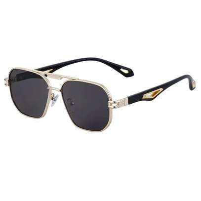 Lunette de soleil image 1