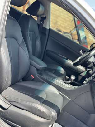 Kia k5 image 9
