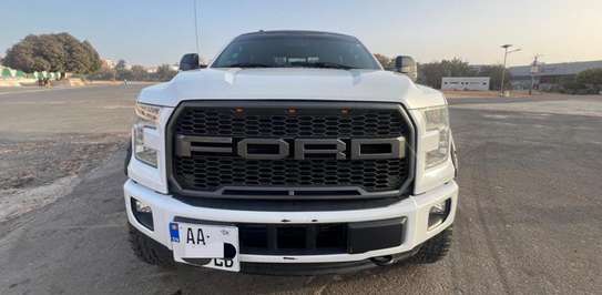 FORD F-150 – Surélevé, robuste et prêt à tout ! image 3
