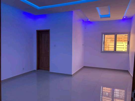 Appartement F4 à louer MERMOZ CITÉ BATRAIN  Pas de Courtier image 2
