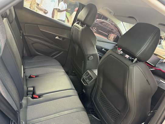 Peugeot 3008 GT-Line 2021 image 10